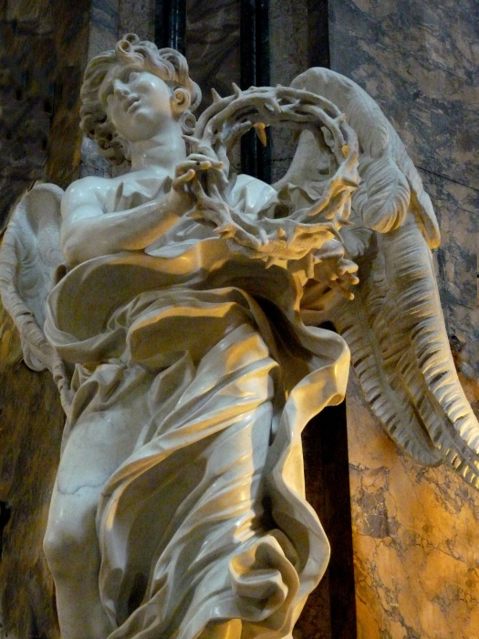 Angel with the Crown of Thorns (bernini) 02