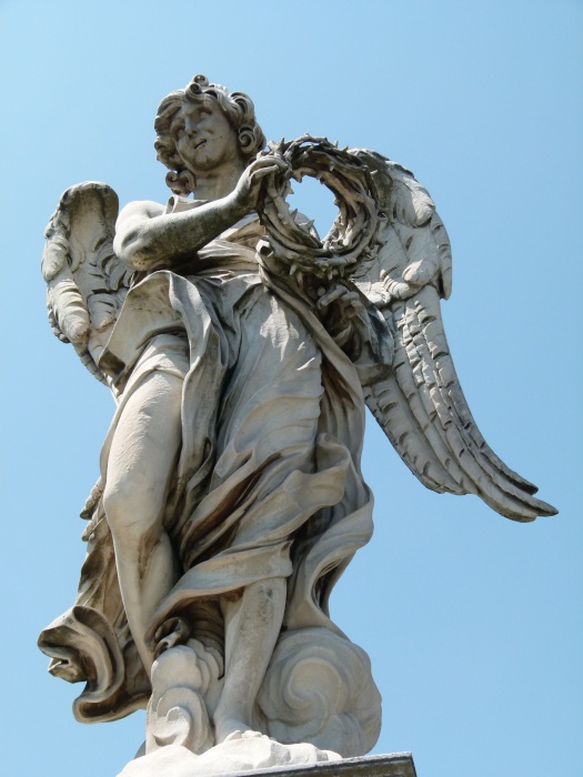 Angel with the Crown of Thorns (bernini and Son Paolo) 2