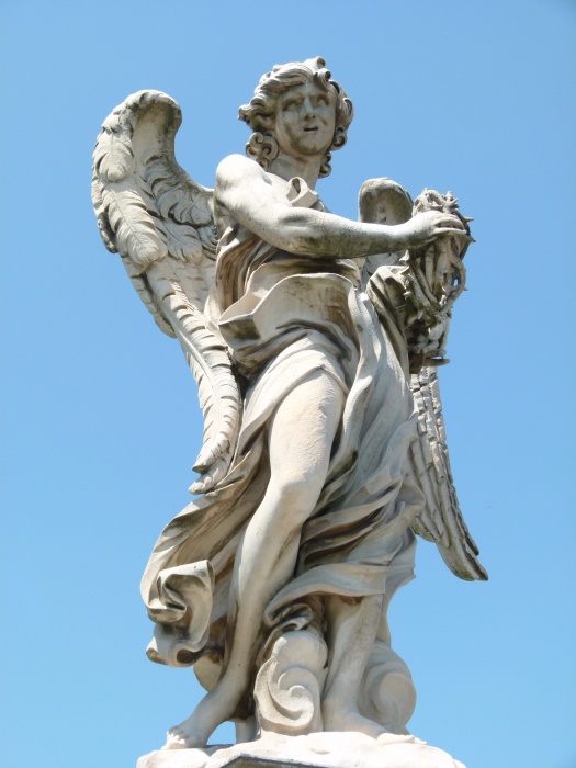 Angel with the Crown of Thorns (bernini and Son Paolo) 4