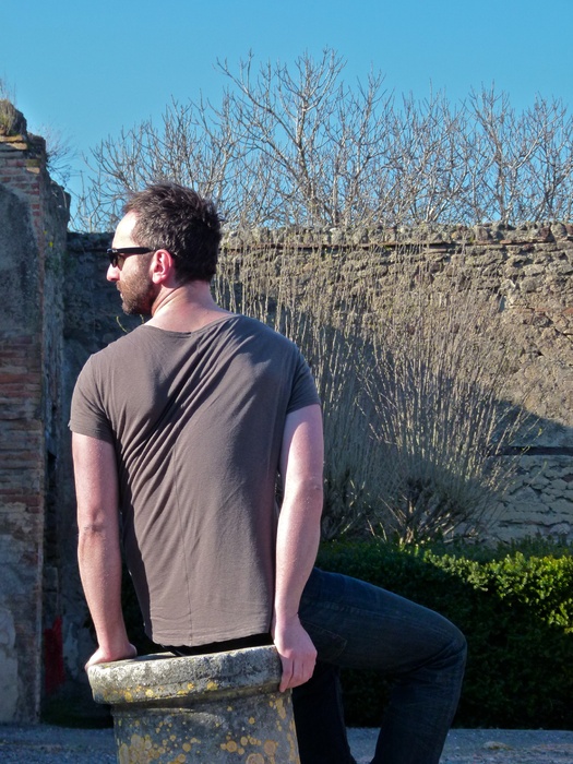 Anthony Hous on Via Abbondanza 2