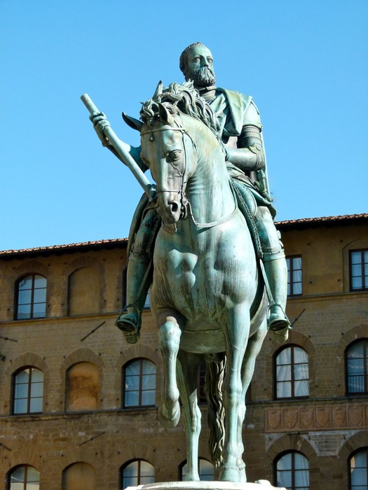 Cosimo I by Giambologna Erected in 1598 24