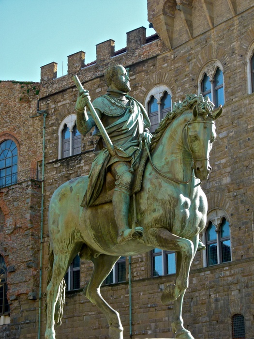 Cosimo I by Giambologna Erected in 1598 3