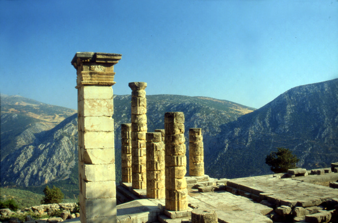 Temple of Apollo Delphi 3
