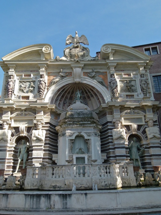 Villa D\\\'este Garden Fountain Organ Apollo 3