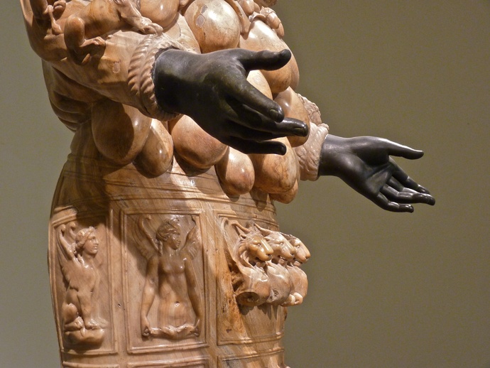 Artemis of Epheseus 17