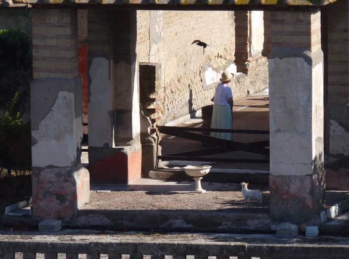 Behind Her Back Casa Dei Cervi Herculanum
