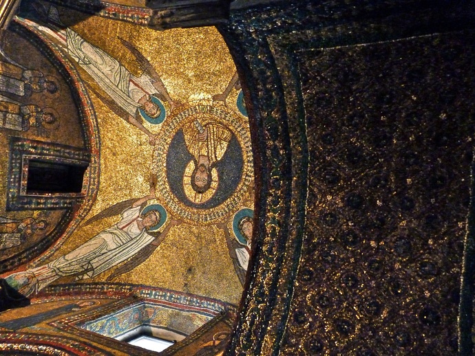 Ceiling of the Chapel of st Zeno Mosaic Bust of Christ with Four Angels 2