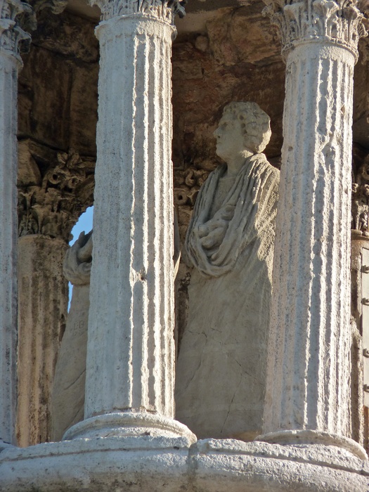 Cenotaph Sextius, Marcus and Lucius Julius, Sons of Gaius 2