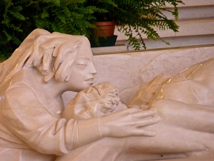 Chiesa di San Pio Entombment 3