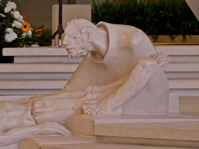 Chiesa di San Pio Entombment 6