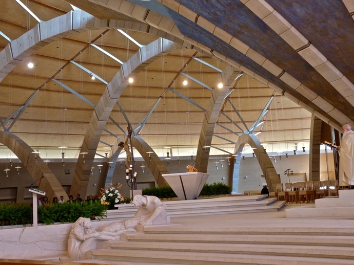 Chiesa di San Pio Altar