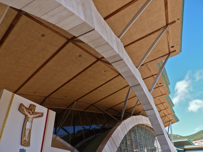 Chiesa di San Pio Exterior Altar 5