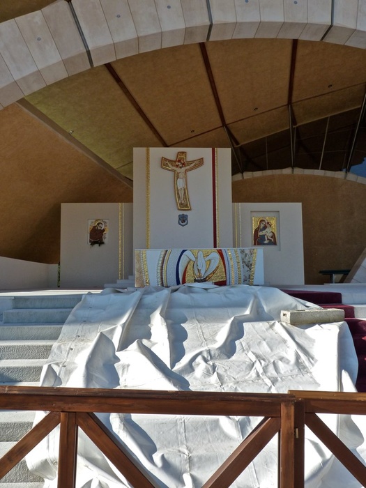 Chiesa di San Pio Exterior Altar 6