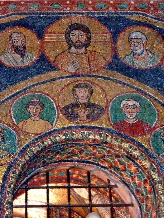 Entrance st Zeno Chapel Santa Prassede 15