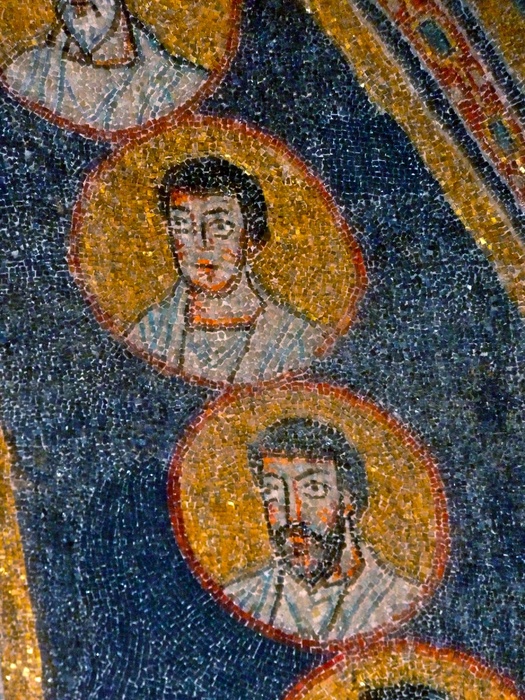 Entrance st Zeno Chapel Santa Prassede 23