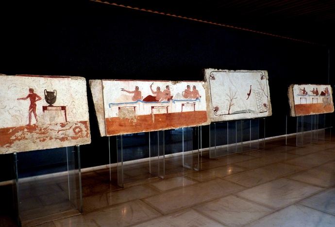 Galleryof the Tomb of the Diver