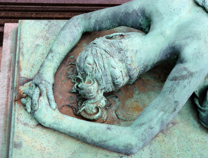 La Douleur by Domenico Trentacoste 8