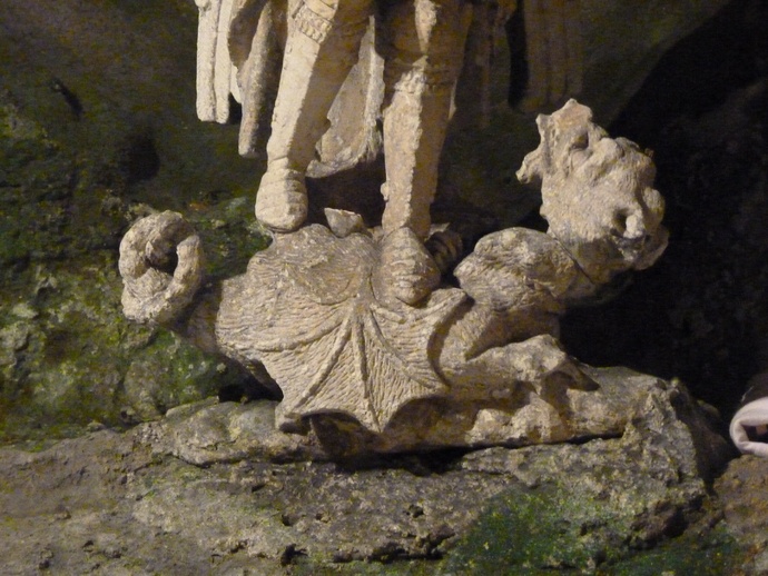 Monte Sant\\\'angelo 12