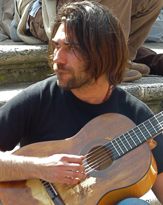 Piazza Santa Maria in Trastevere 5