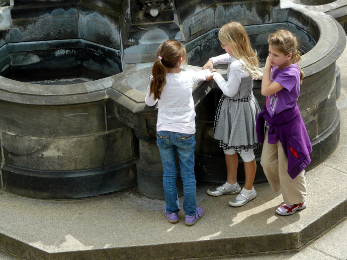 Playtime Aachen Cathedral School 2