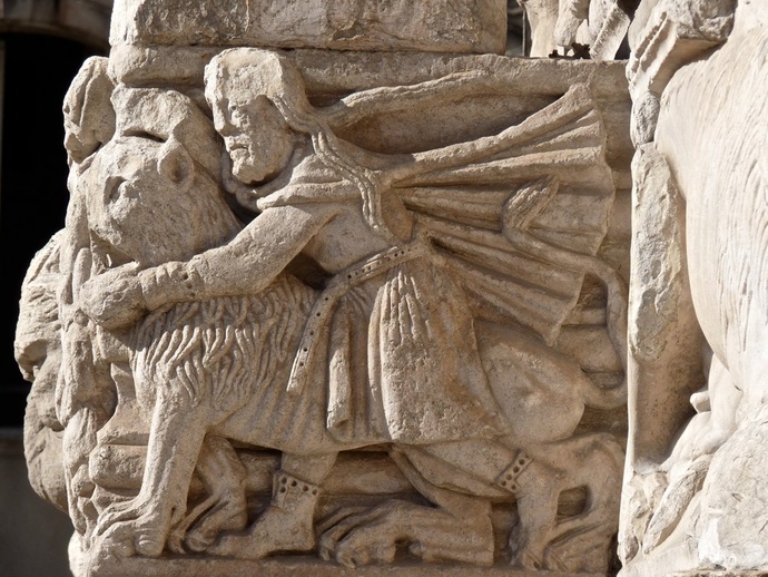 Samson Rents the Lion 4