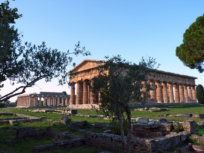 The Twotemples to Hera (450 & 550 Bc) 3