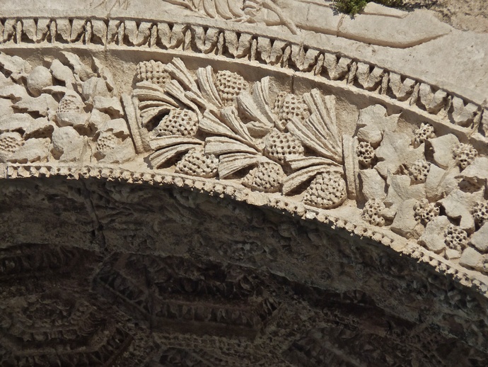 Triumphal Arch Pine Cones Glanum