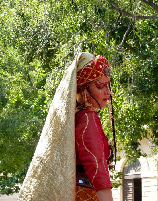 Turk Stilt Dancer Arles 4