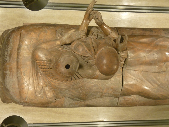 Villa Giulia Sarcophagus of the Spouses 8