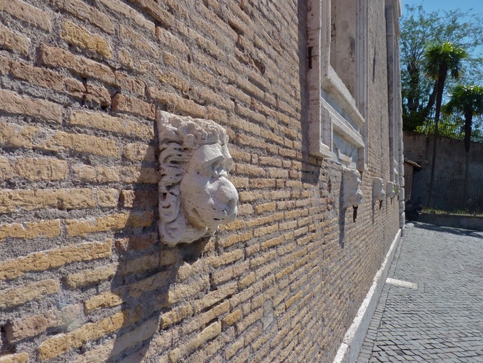 Villa Medici Exterior