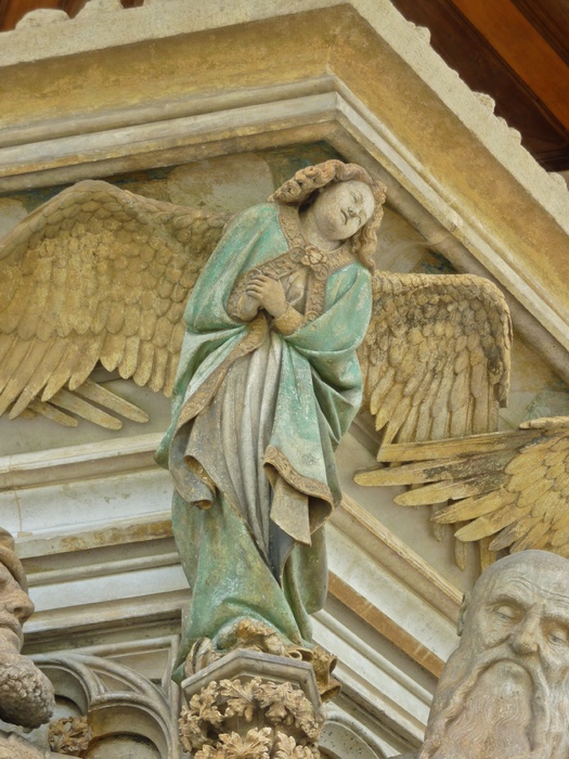 Angel Between Daniel & Isaiah 3