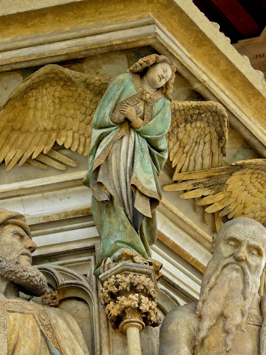 Angel Between Daniel & Isaiah