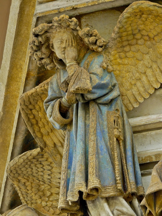 Angel Between Zachariah & Daniel 4