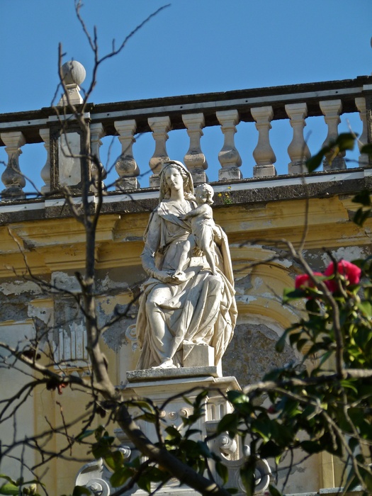 Chiostro Grande Madonna 4