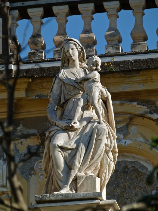 Chiostro Grande Madonna 5