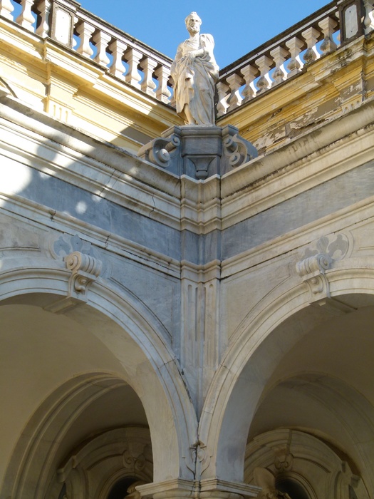 Cosimo Fanzago Chiostro Grande 25