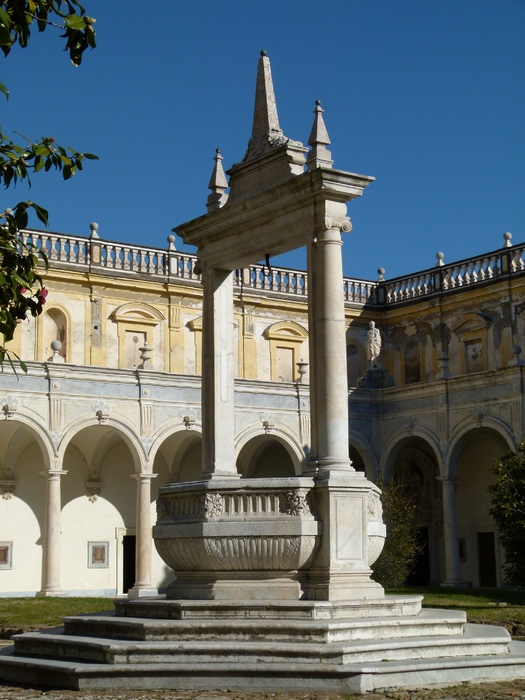 Cosimo Fanzago Chiostro Grande 27