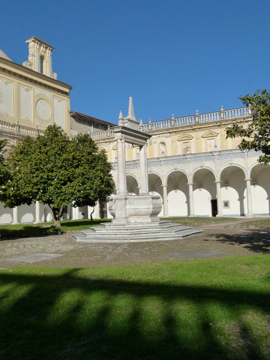 Cosimo Fanzago Chiostro Grande 28