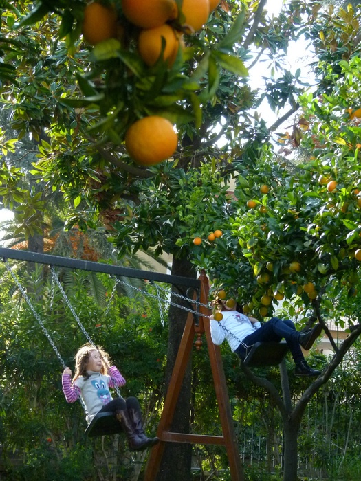 Ragazza su Un\\\'altalena 2