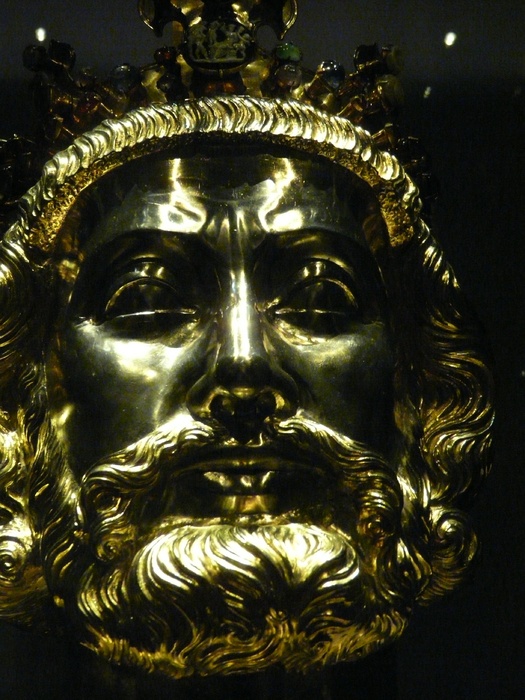 Charlemagne Reliquary Treasury Aachen Cathedral 29