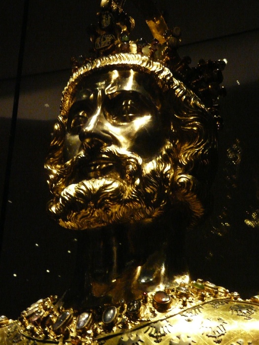 Charlemagne Reliquary Treasury Aachen Cathedral 32