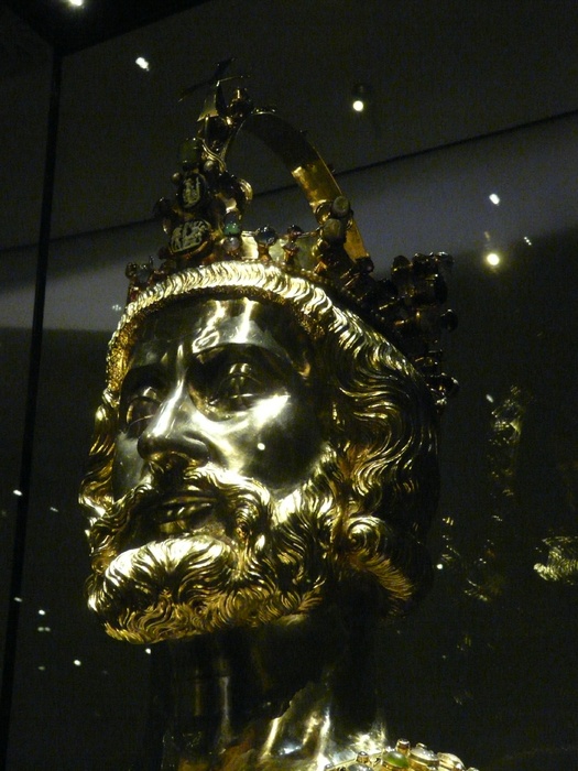 Charlemagne Reliquary Treasury Aachen Cathedral 34