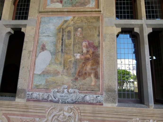 Chiostro di Santa Chiara 17