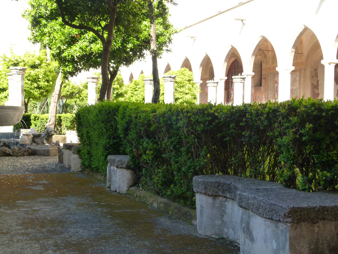 Chiostro di Santa Chiara 5