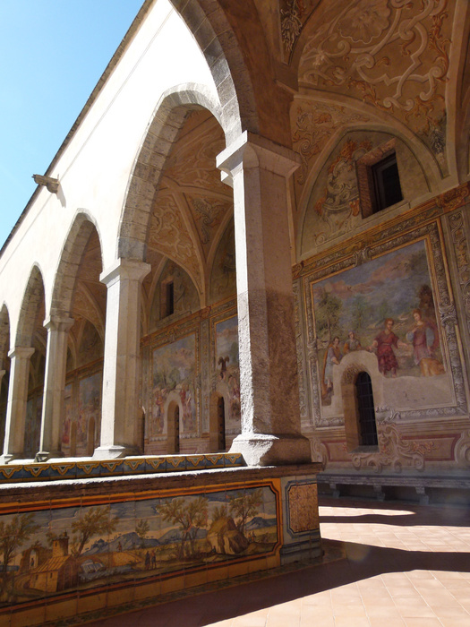 Chiostro di Santa Chiara 60