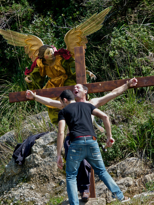 Ladro Pentito Consolato da un Angel