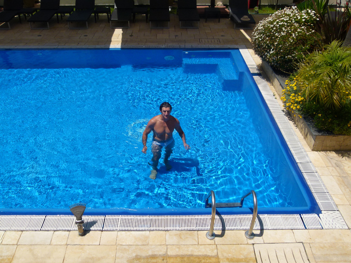 Jovani Palazzo Rosethal Pool Pomerigio 2